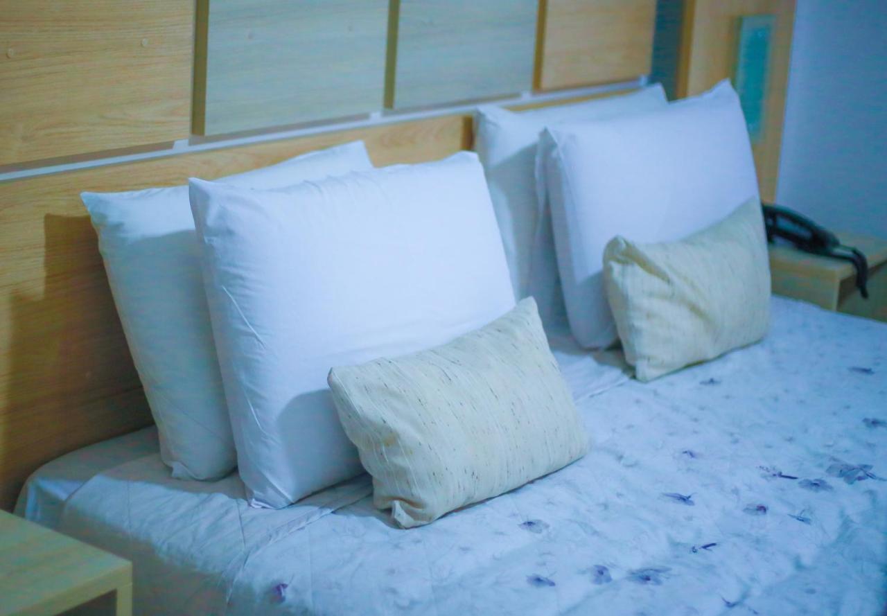 Rios Hotel Rondonopolis Bagian luar foto