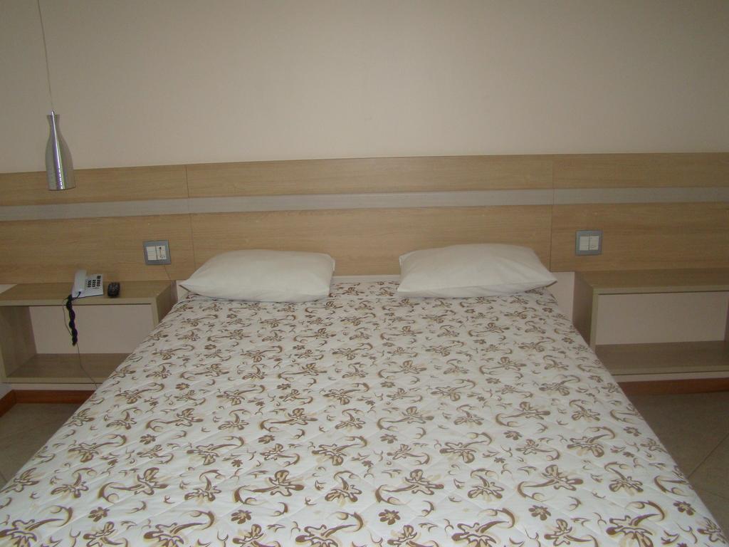 Rios Hotel Rondonopolis Bagian luar foto